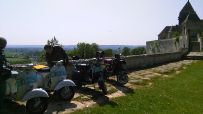 Pic nique à Coucy le château