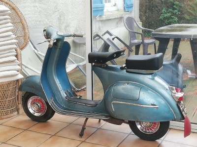 Vespa VNT2M.jpg