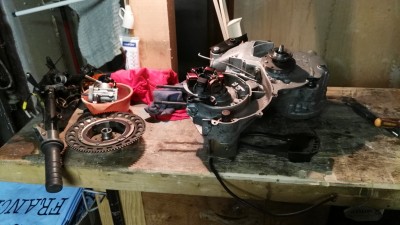 moteur refait complet kit pinasco 75 tous les roulements les bagues échappement......