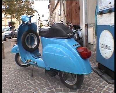 Scoot 02 copier.jpg