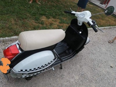 Vespa px 125 année 2005