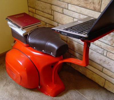 Vespa-Sprint-Workstation-2.jpg