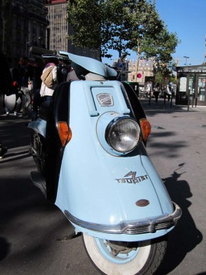 Vespa parade 2012-27.jpg